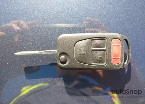 2000 Mercedes-Benz Ml 320 z USA, uszkodzony, nr VIN 4JGAB54E6YA211724